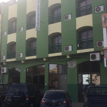 Felicidade Hotel Praia Exteriör bild