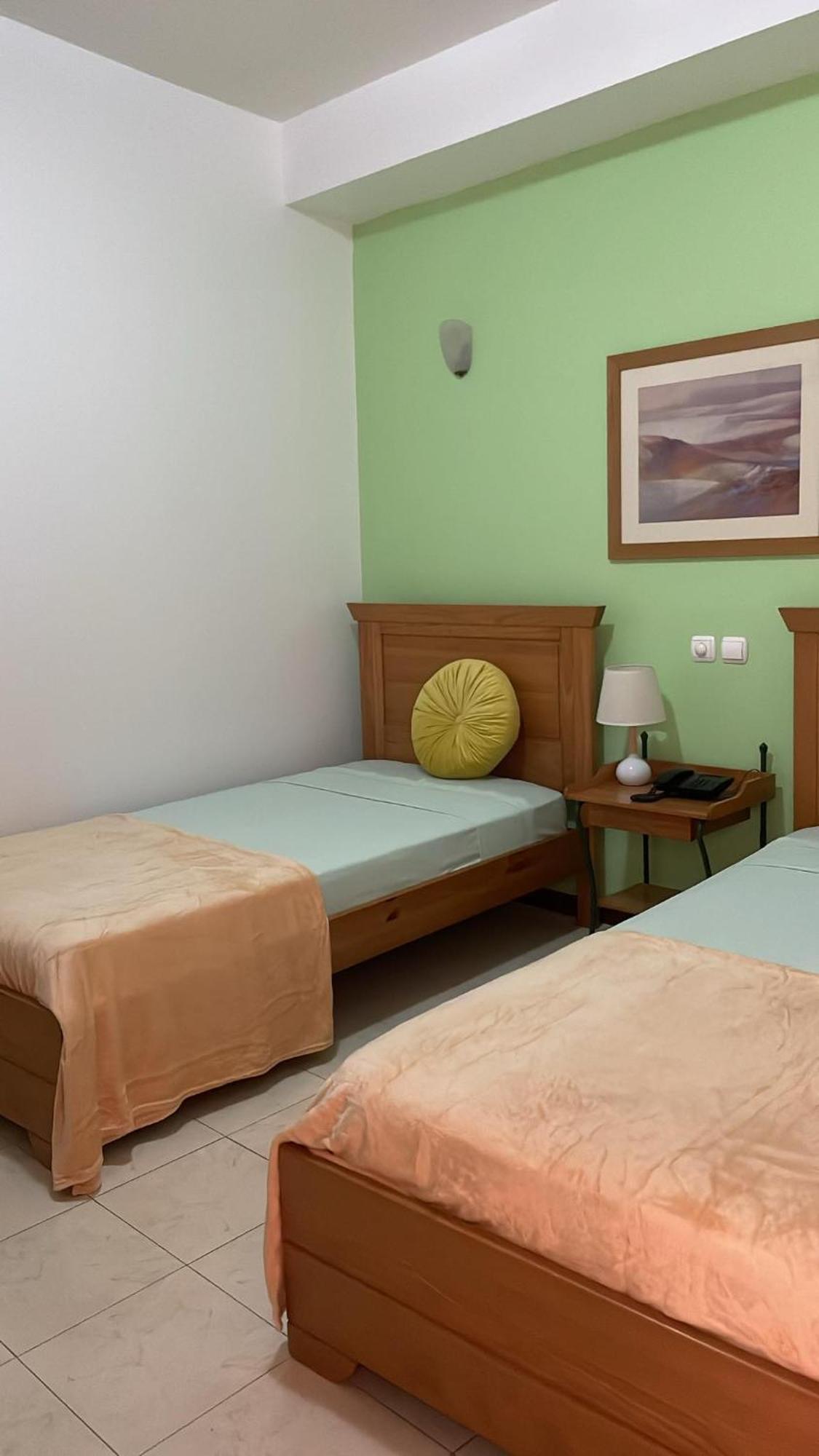 Felicidade Hotel Praia Exteriör bild