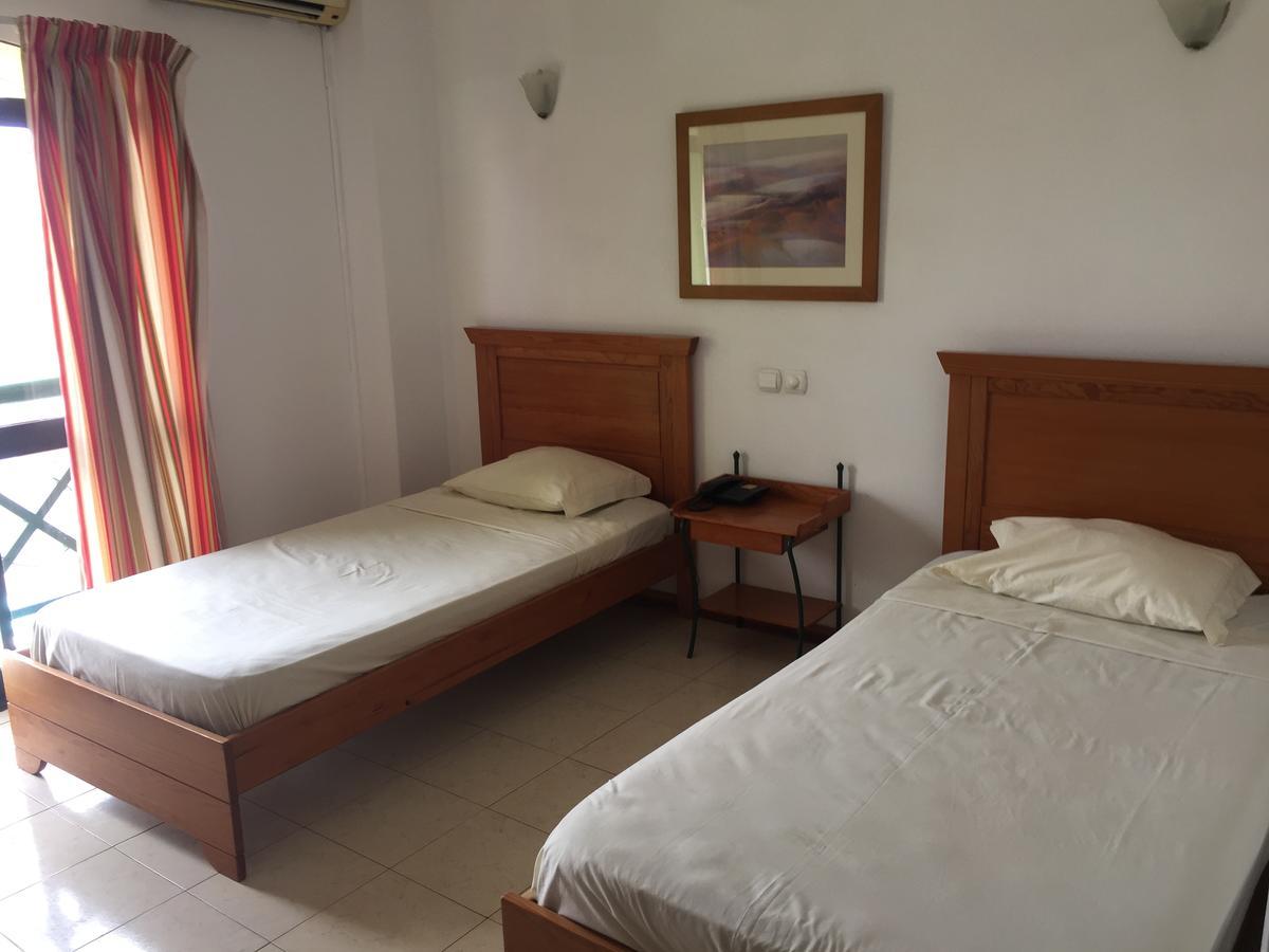 Felicidade Hotel Praia Exteriör bild